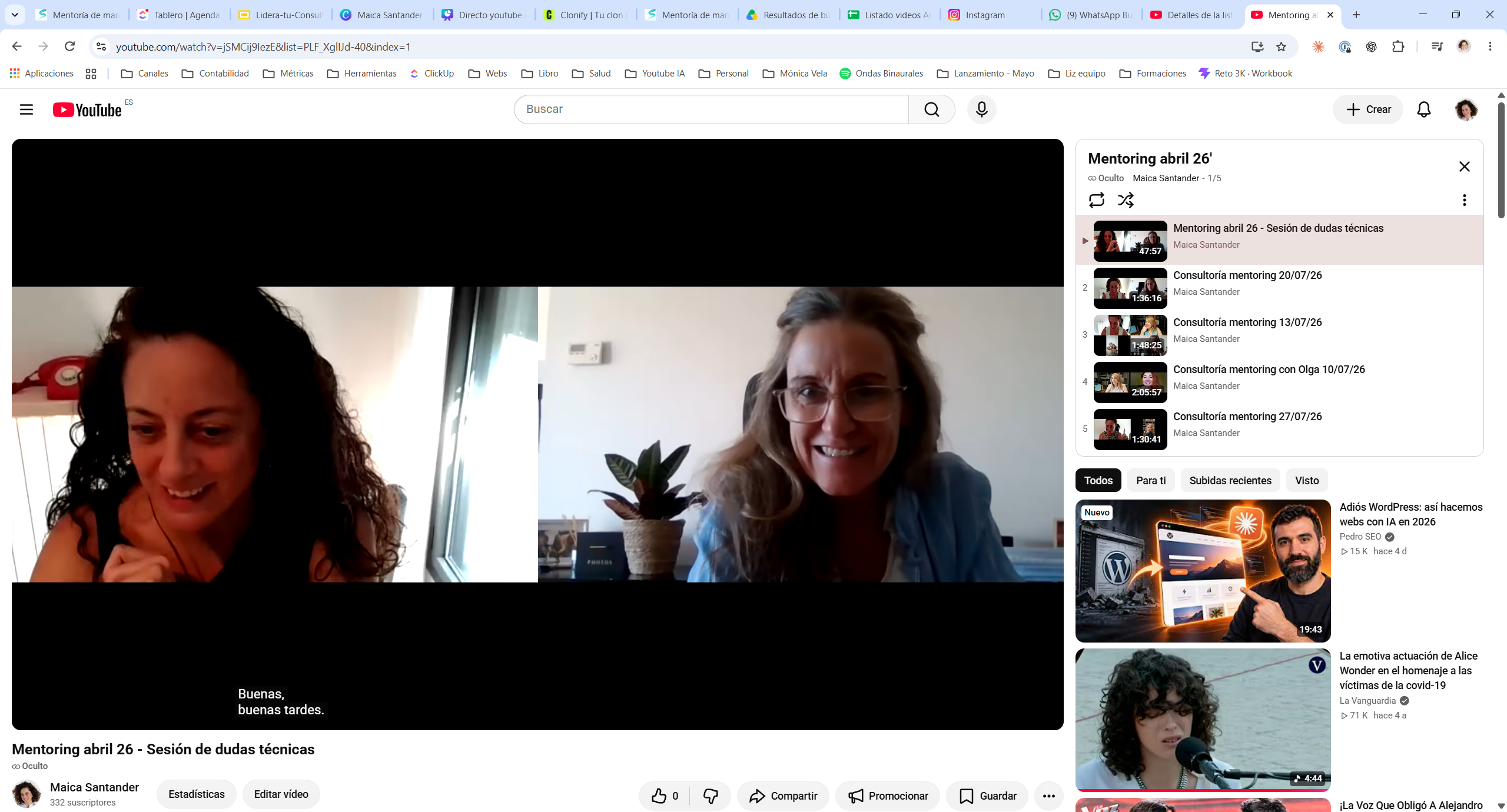 Maica y una participante sonriendo durante una sesión online